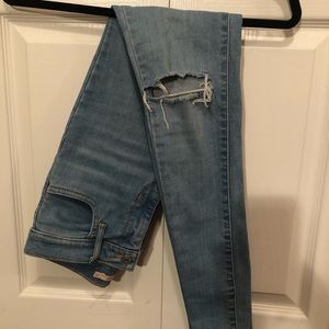 Levis 720 high rise super skinny
